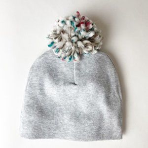 OH BABY Infant 0-18M Small Yarn Pom Pom Beanie Hat Light Gray Stocking Stuffer